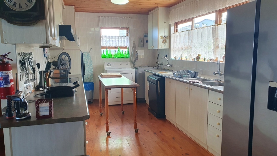4 Bedroom Property for Sale in Dana Bay Western Cape